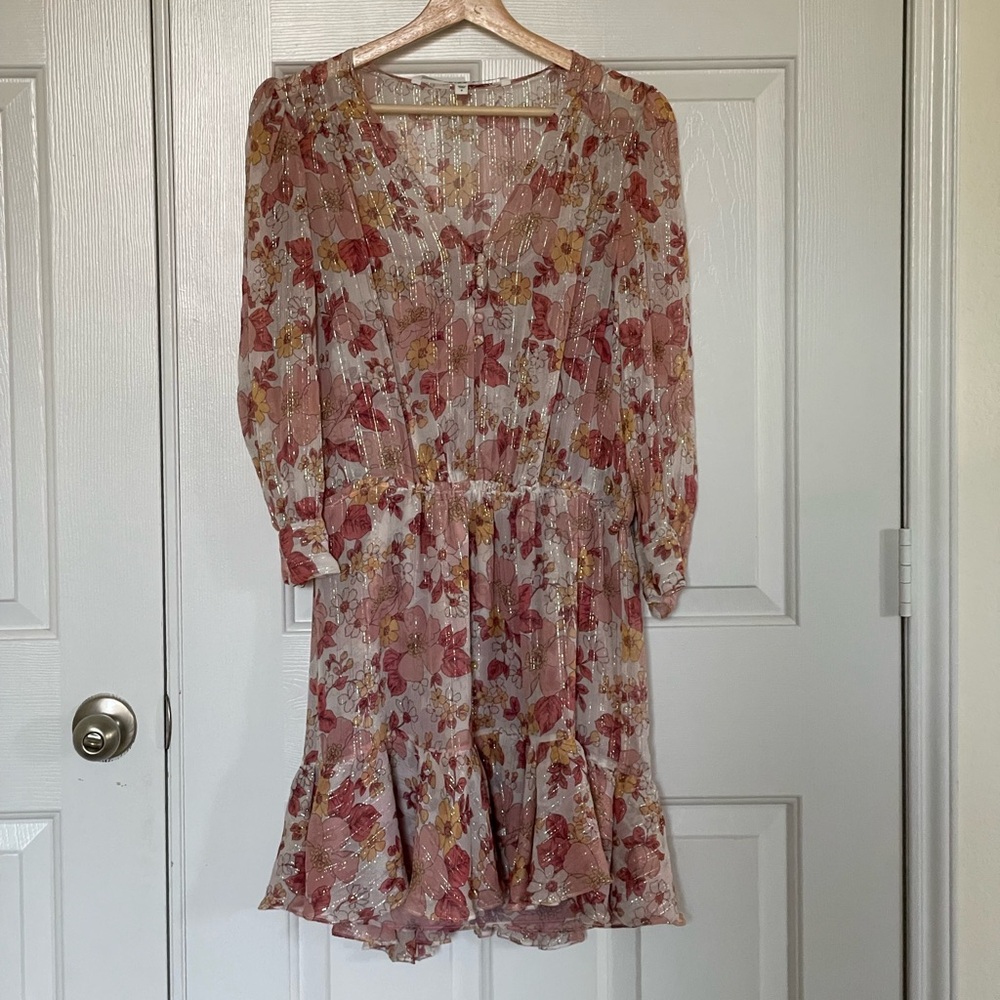 Romantic and cute Veronica Beard dress